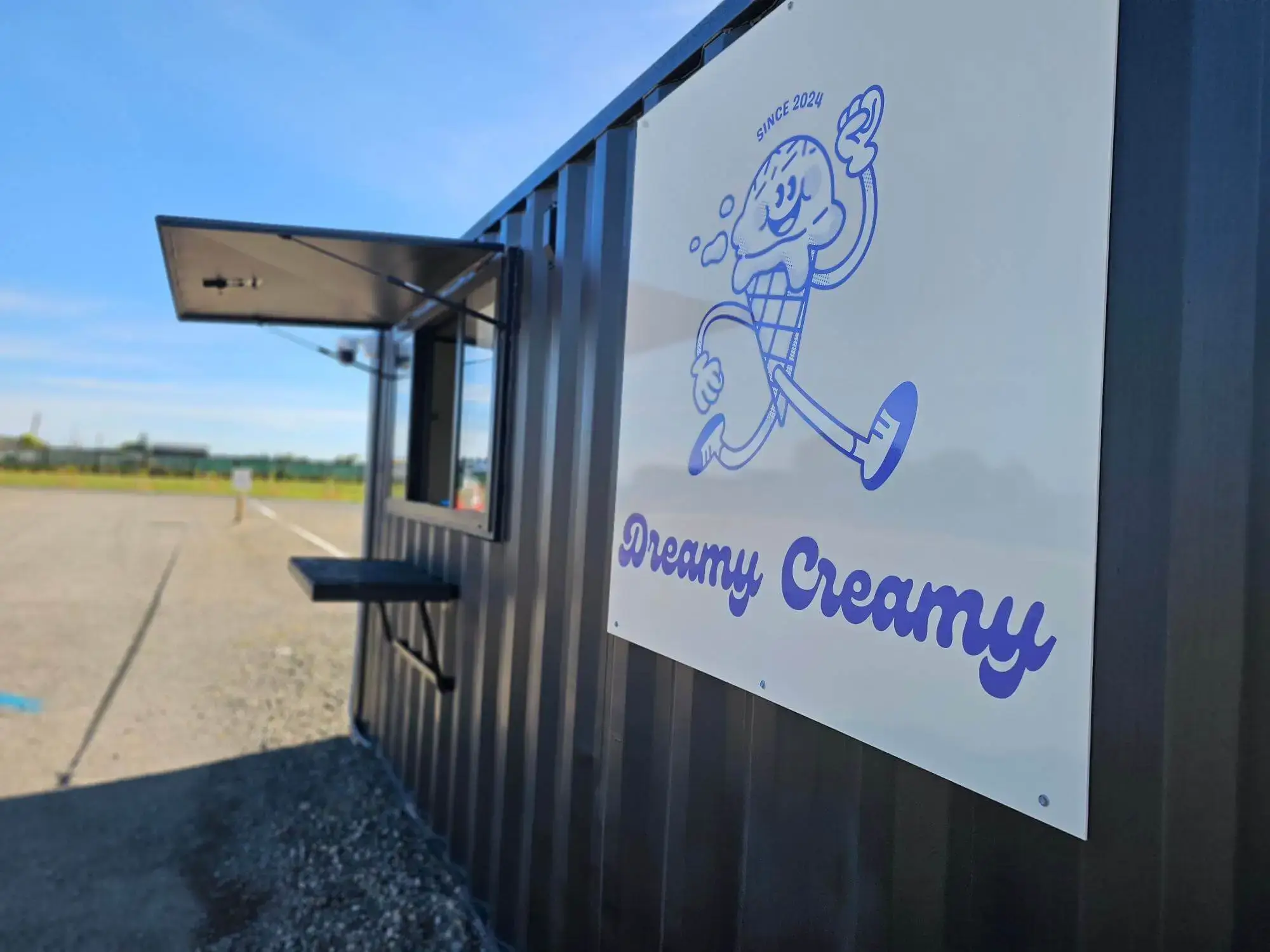 Container Space | Dreamy Creamy