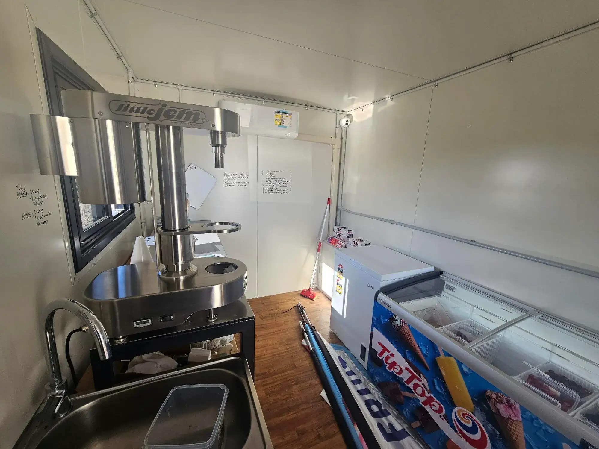 Container Space | Dreamy Creamy